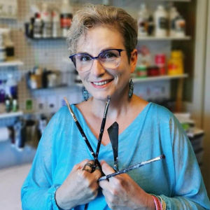 <p>Née à Montréal, Monique Boudreau se consacre à l’art après une formation en architecture d’intérieur. Depuis 2013, elle expose au niveau national et international, a reçu une Mention d’Excellence et une bourse de La Prairie. Elle poursuit son évolution à travers formations et projets artistiques.</p>
<p>Consultez son <a href="https://www.mboudreauart.com/" target="_blank" rel="noopener">site Web</a> ou sa <a href="https://www.instagram.com/mboudreau_art/?hl=fr-ca" target="_blank" rel="noopener">page Instagram</a></p>
<p><img src="http://199.115.124.215/uploads/_PHOTOS_SECTIONS/symposium/artistes_2025/MoniqueBoudreau.jpg" alt="MoniqueBoudreau.jpg (42 KB)" width="300" height="300" /></p>