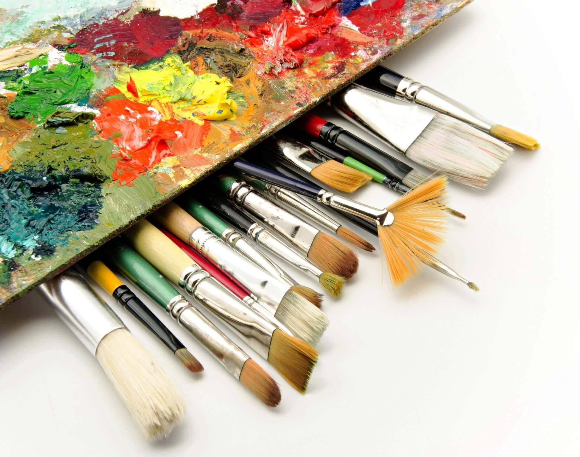 <p>Depuis juin 2012, la Ville de Candiac soutient la pratique artistique et l’engagement des créateurs et créatrices dans la collectivité.</p>
<p>Afin d’aligner le soutien apporté à ces artistes avec sa politique culturelle, et répondre aux besoins réels des artistes candiacois, la Ville a procédé à une refonte de son ancien programme d’aide financière <em>Culture et arts</em> pour adopter son nouveau <a title="Programme_soutien_artistes.pdf (72 KB)" href="http://199.115.124.215/uploads/_DOCUMENTS/LOISIRS/Programme_soutien_artistes.pdf" target="_blank" rel="noopener">Programme de soutien aux artistes candiacois</a> en 2025.</p>
<p>L’objectif de celui-ci est d'accompagner les artistes dans le développement de leur pratique artistique, en jouant le rôle de facilitateur entre eux et le public.</p>